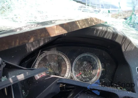 2012 Volvo S60 T5 z USA, uszkodzony, nr VIN YV1622FSXC2145297